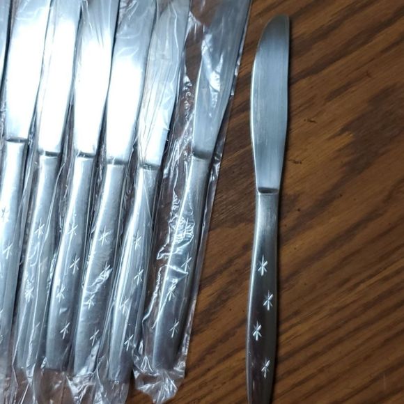 Set of 8 knives brand new never used cutlery - Picture 2 of 4